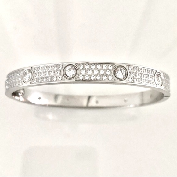 Pavé Screw Classic Model Bracelet Stainless Steel with 10 Gems 💎